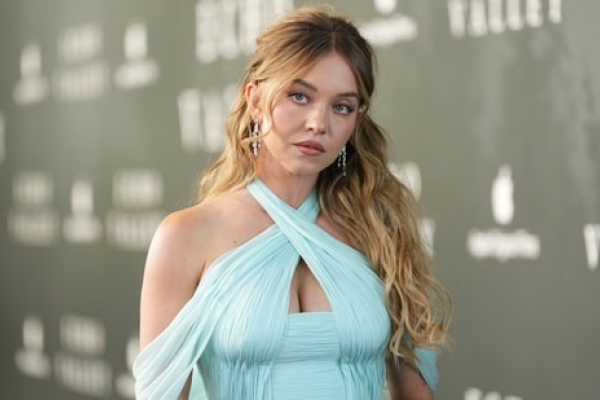 Sydney Sweeney Articulates Ambition for Films with a «Life-Saving» Purpose, Identifies «The Housemaid» as a «Dream Project»